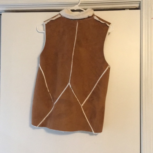 Tan vest, worn little and in good shape - Picture 4 of 4